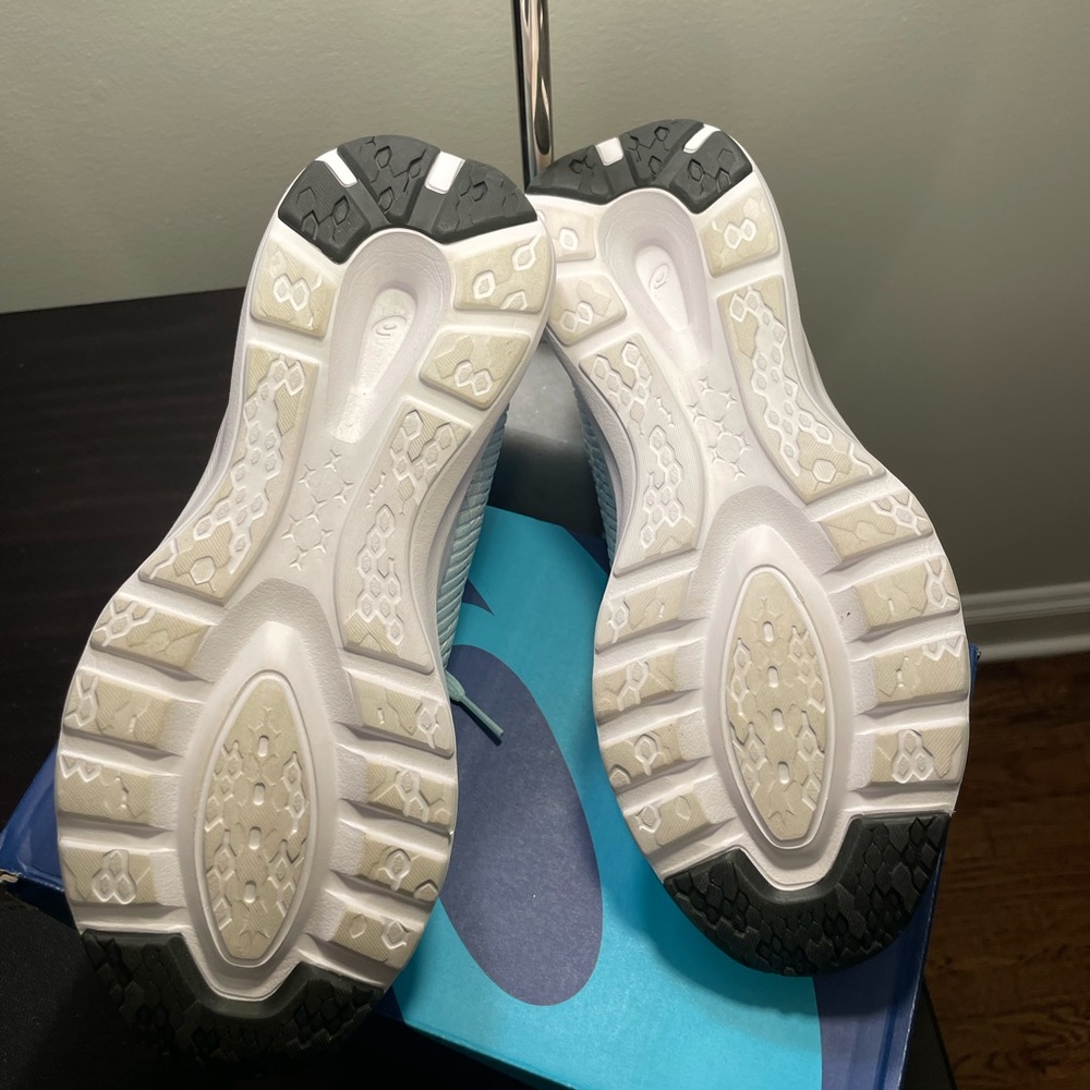 Asics Mint Green Sneaker - Women’s - Picture 4 of 5